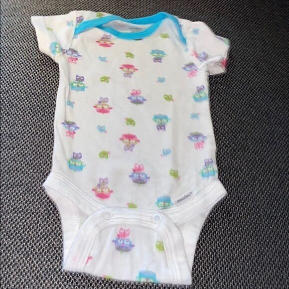 Onesie    - Picture 1 of 3
